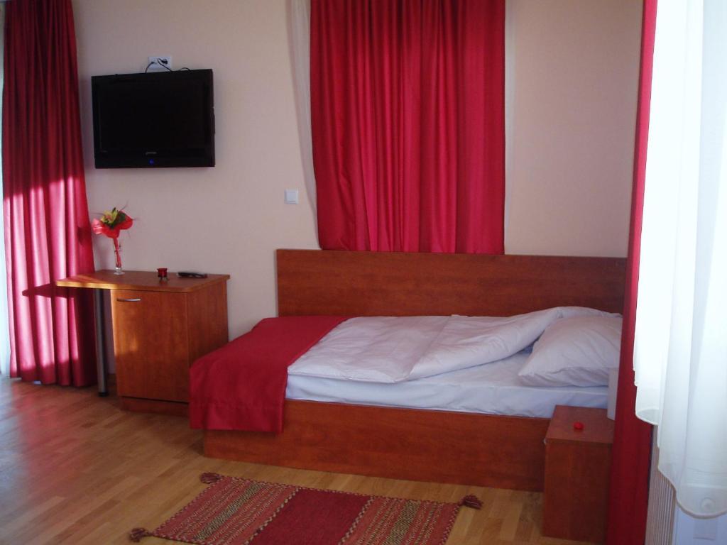 Hotel Jezero Сараево Стая снимка