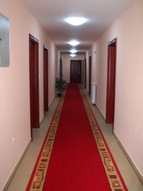 Hotel Jezero Сараево Екстериор снимка